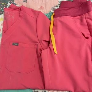 Figs scrubs set Neon Pink  XS/XSP